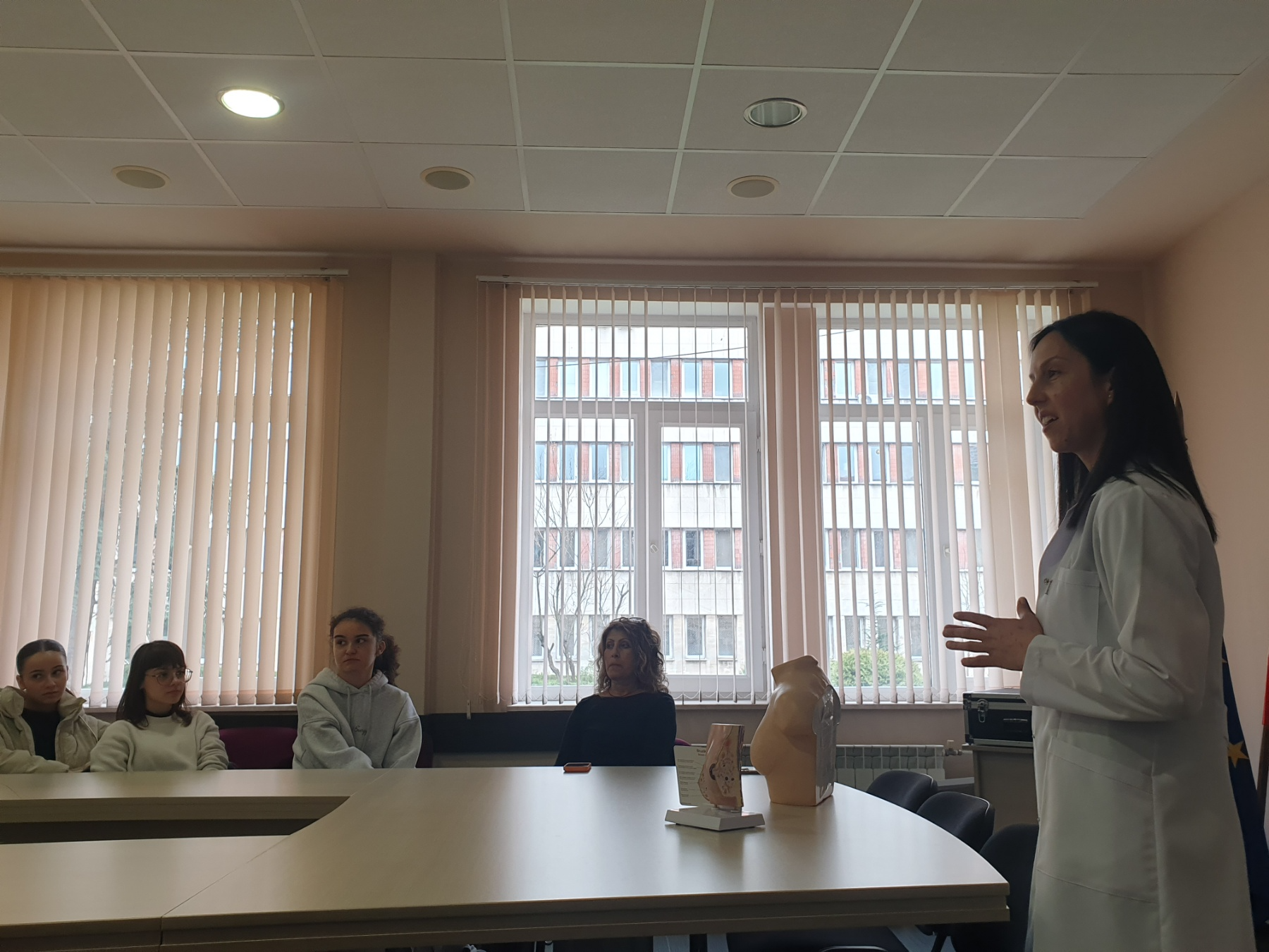 илюстративна синмка 1 на Старт  на  „Училище за женско здраве и бъдещи родители“ 